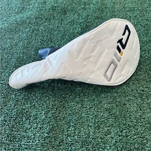 Taylormade QI10 Driver Headcover
